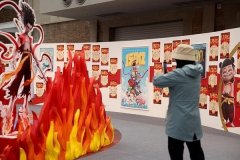 一方面当然包罗保安、保洁等素人做者